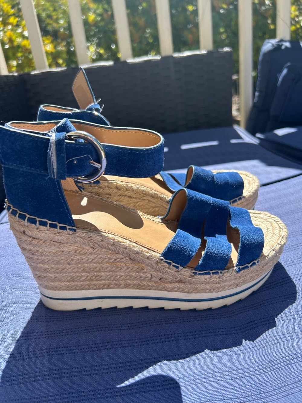 Marc Fisher Zaide Women’s Blue Suede Espadrille Wedge Sandals Size 9